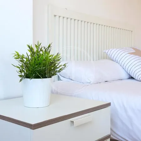 Family Apartment Close To Sagrada Familia-2